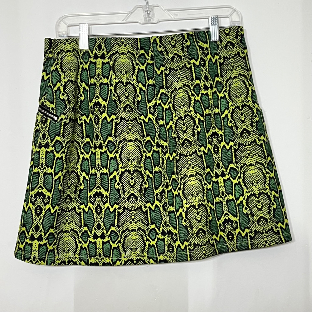 Hot Topic Skirt Snakeskin Pattern Mini Medium Zipper Pockets‎ Grunge Goth - Picture 4 of 7